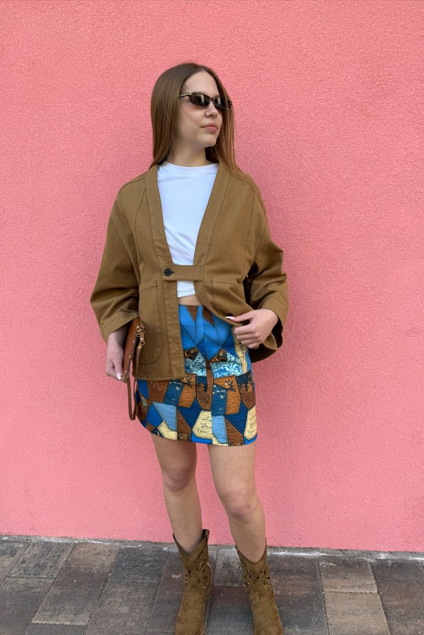 Εμπριμέ μίνι φούστα Happening