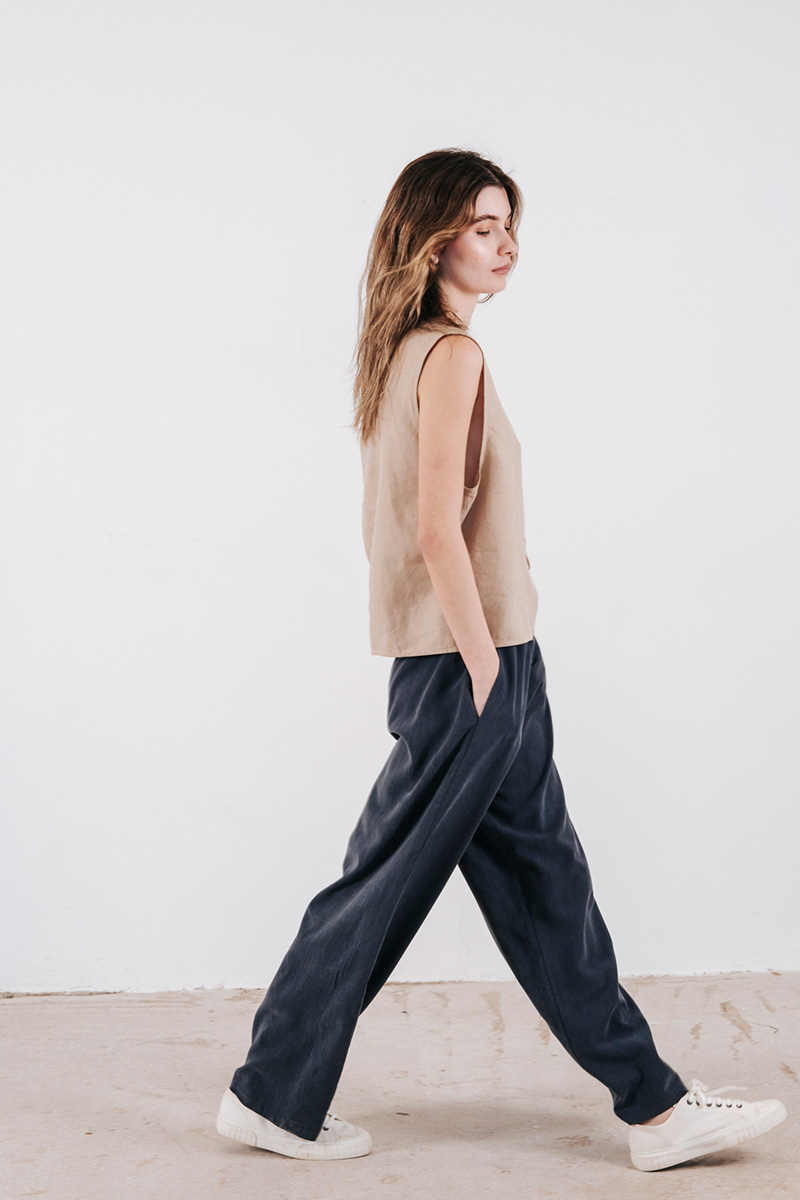 Φαρδιά παντελόνα με λάστιχο Badila