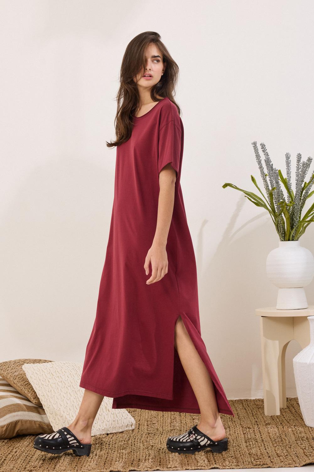 Μακρύ φόρεμα κοντομάνικο Namaste