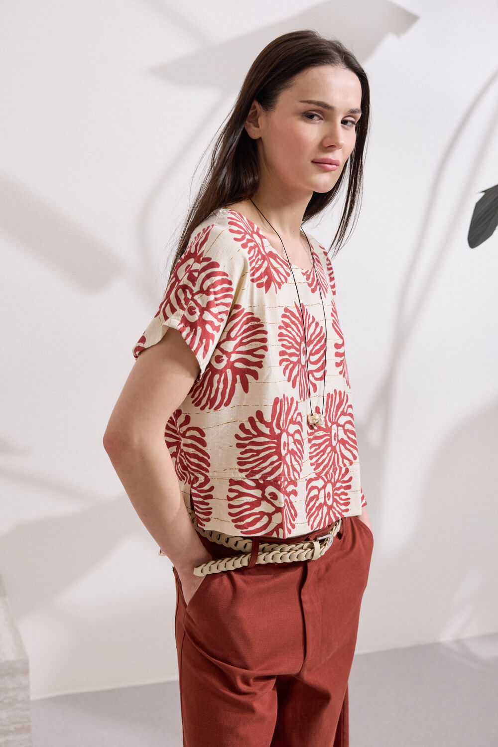 Εμπριμέ μπλούζα κοντομάνικη Namaste