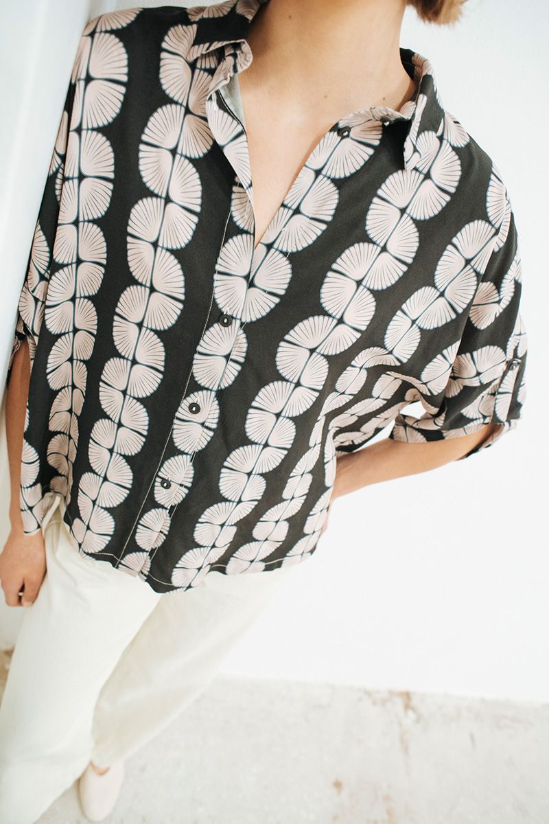 Εμπριμέ πουκάμισο oversized Badila