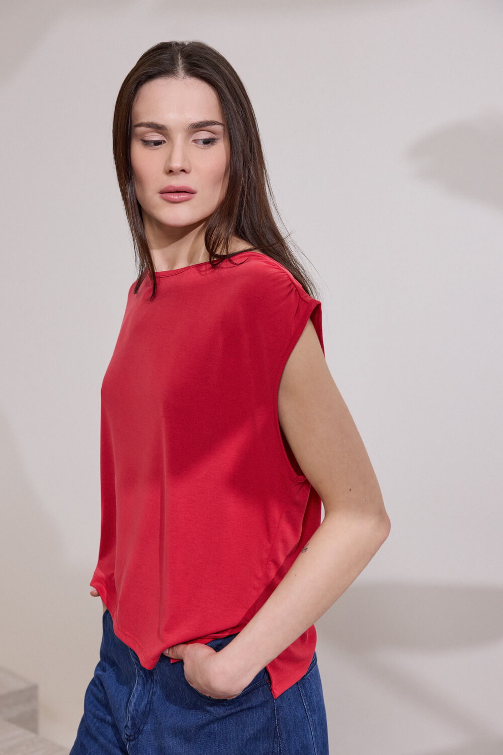 Αμάνικη μπλούζα ασύμμετρη Namaste